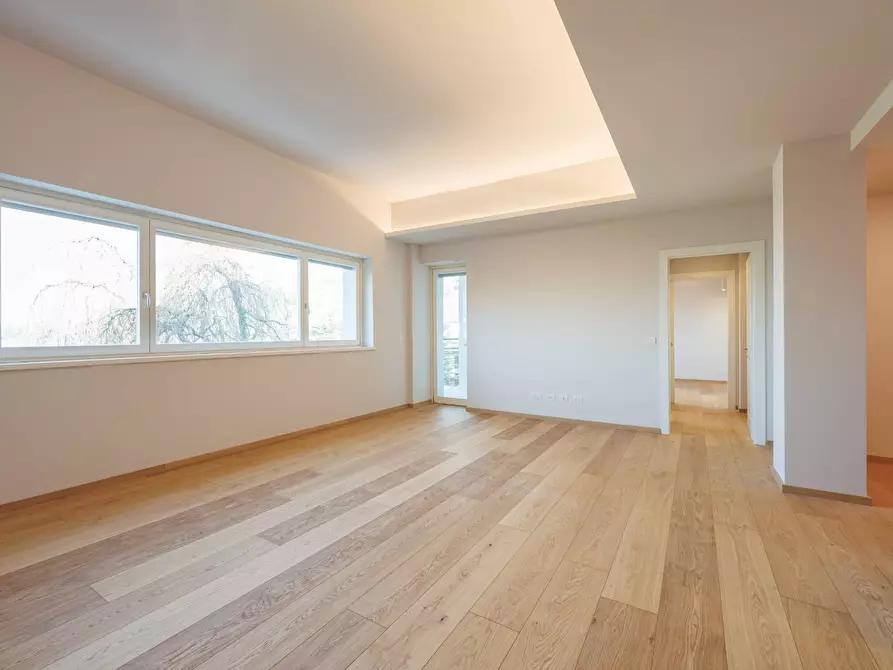 Immagine 2 di Appartamento in affitto  in Viale Venticinque Aprile a Torino