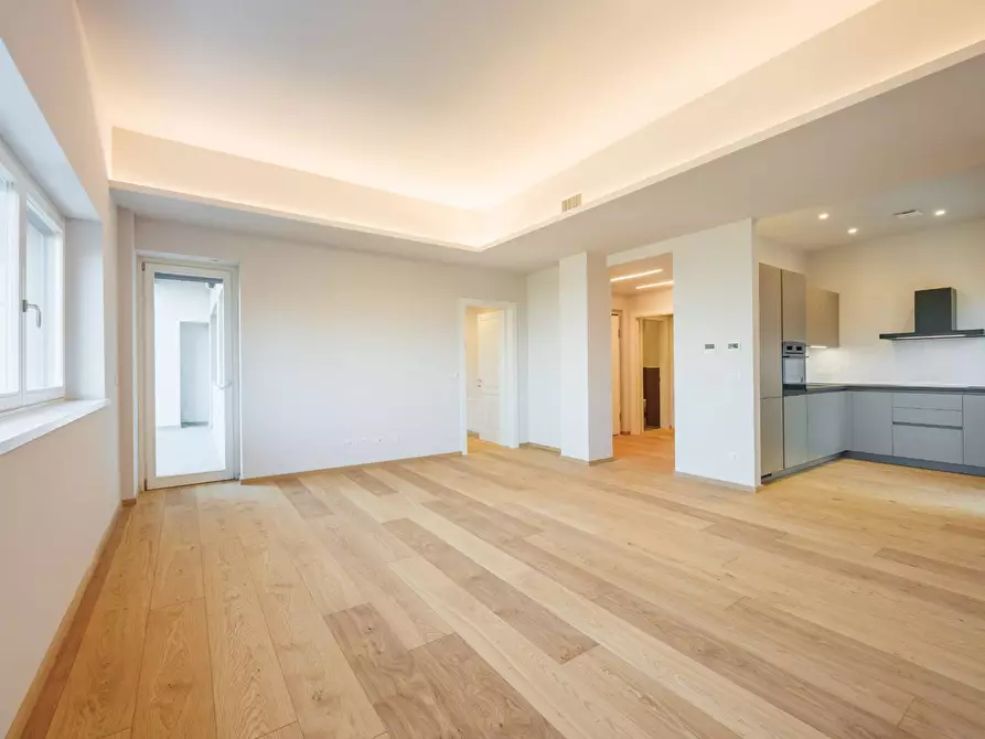 Immagine 1 di Appartamento in affitto  in Viale Venticinque Aprile a Torino