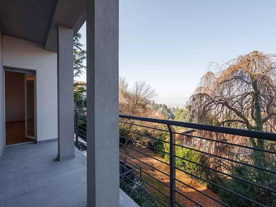 Immagine 4 di Appartamento in affitto  in Viale Venticinque Aprile a Torino