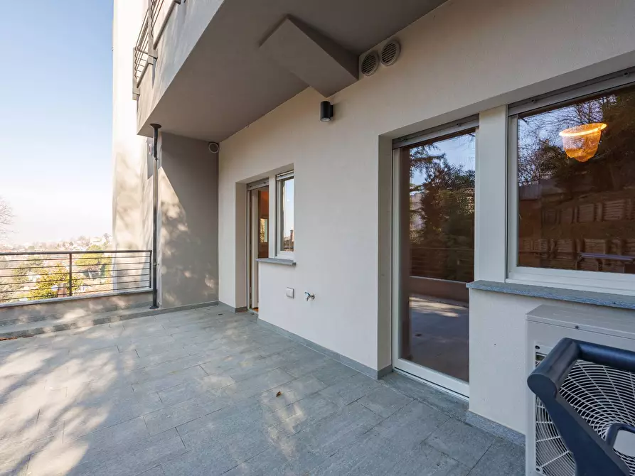 Immagine 14 di Appartamento in affitto  in Viale Venticinque Aprile a Torino