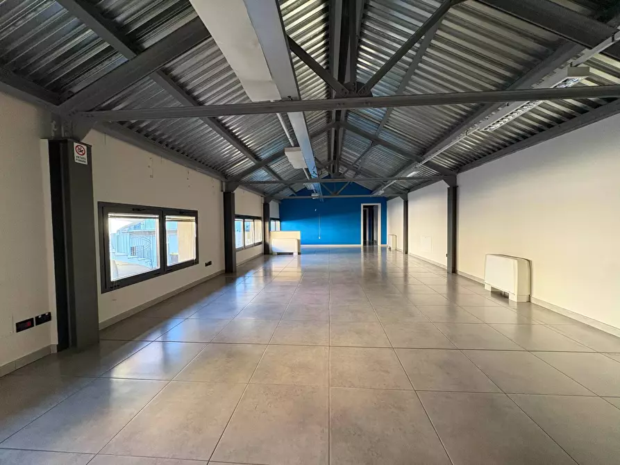 Immagine 3 di Ufficio in affitto  in Via Teodoro Secondo a Chivasso