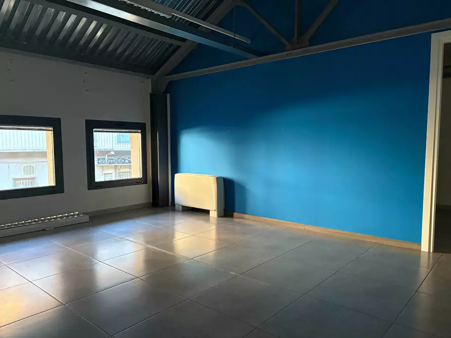 Immagine 5 di Ufficio in affitto  in Via Teodoro Secondo a Chivasso