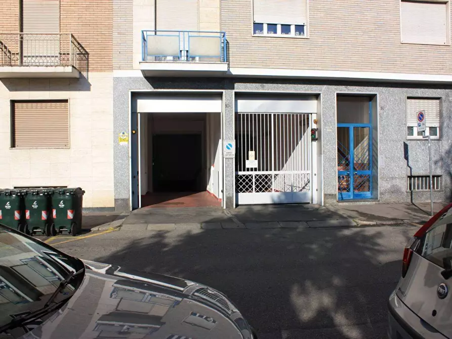 Immagine 1 di Box auto in affitto  in Via Malta 10 a Torino