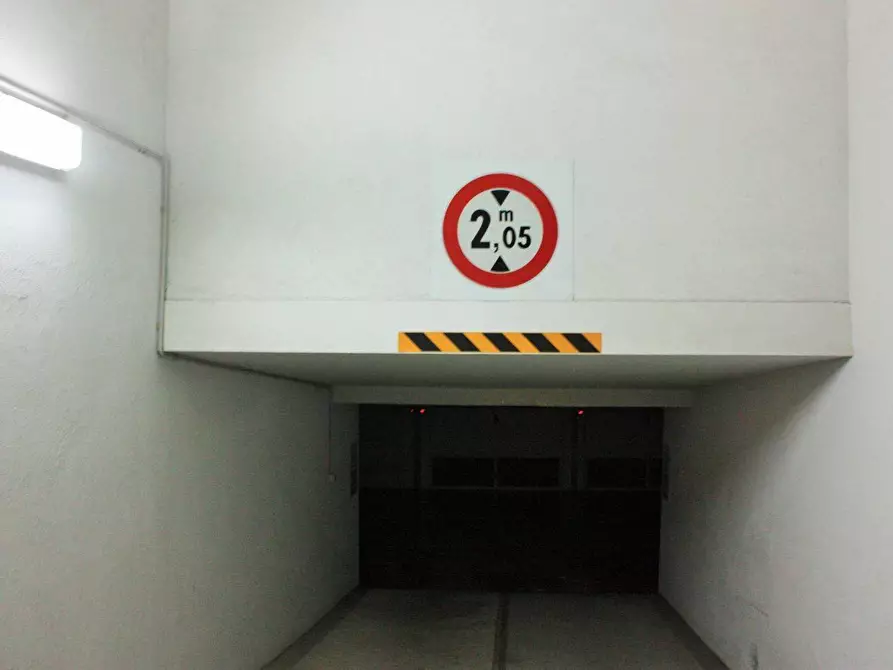 Immagine 13 di Box auto in affitto  in Via Malta 10 a Torino