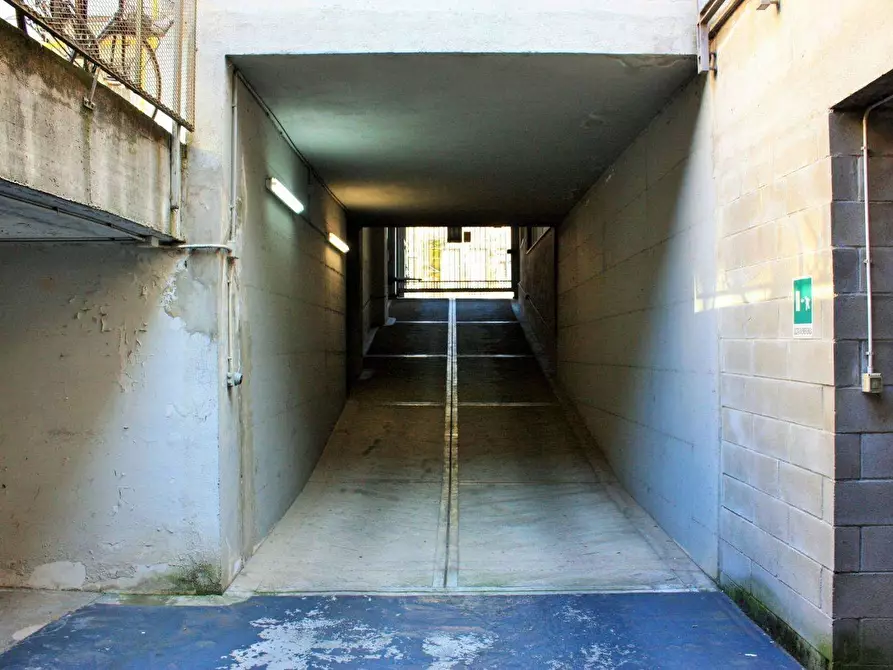 Immagine 22 di Box auto in affitto  in Via Malta 10 a Torino