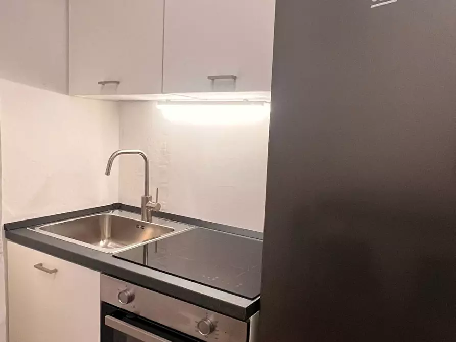 Immagine 7 di Casa semindipendente in affitto  in Via Enrico Cialdini 23 a Torino