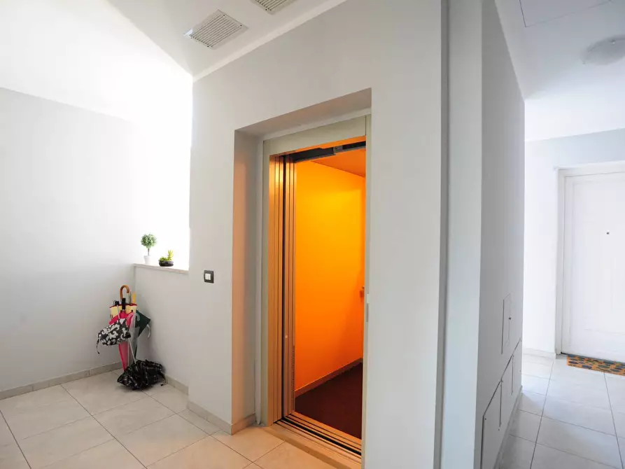 Immagine 30 di Appartamento in vendita  in Strada Piossasco 65 a Orbassano