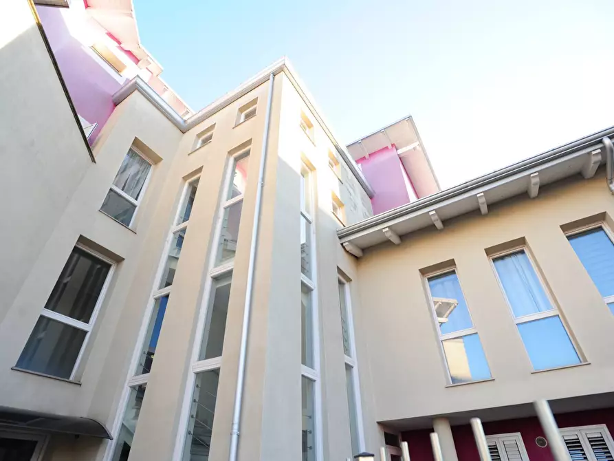 Immagine 36 di Appartamento in vendita  in Strada Piossasco 65 a Orbassano