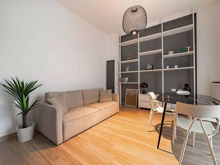 Immagine 2 di Appartamento in affitto  in Viale Marche 30 a Milano