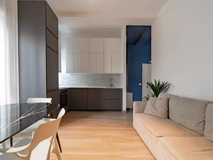 Immagine 8 di Appartamento in affitto  in Viale Marche 30 a Milano