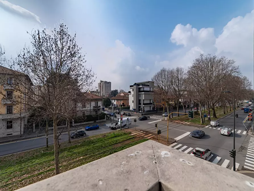 Immagine 5 di Appartamento in affitto  in Viale Marche 30 a Milano