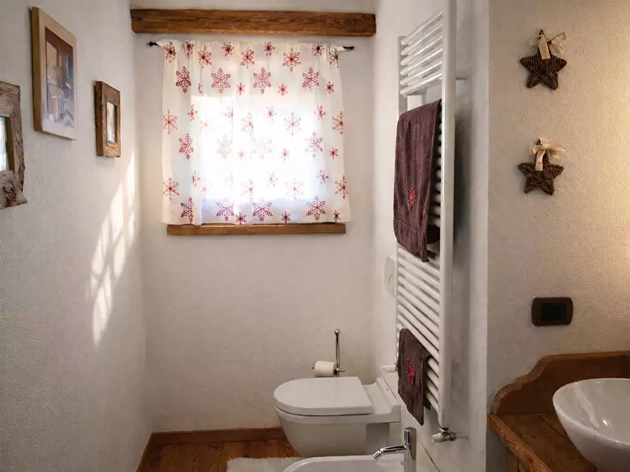 Immagine 23 di Appartamento in vendita  in Via Champlas du Col Fraz.Rollieres 13 a Cesana Torinese