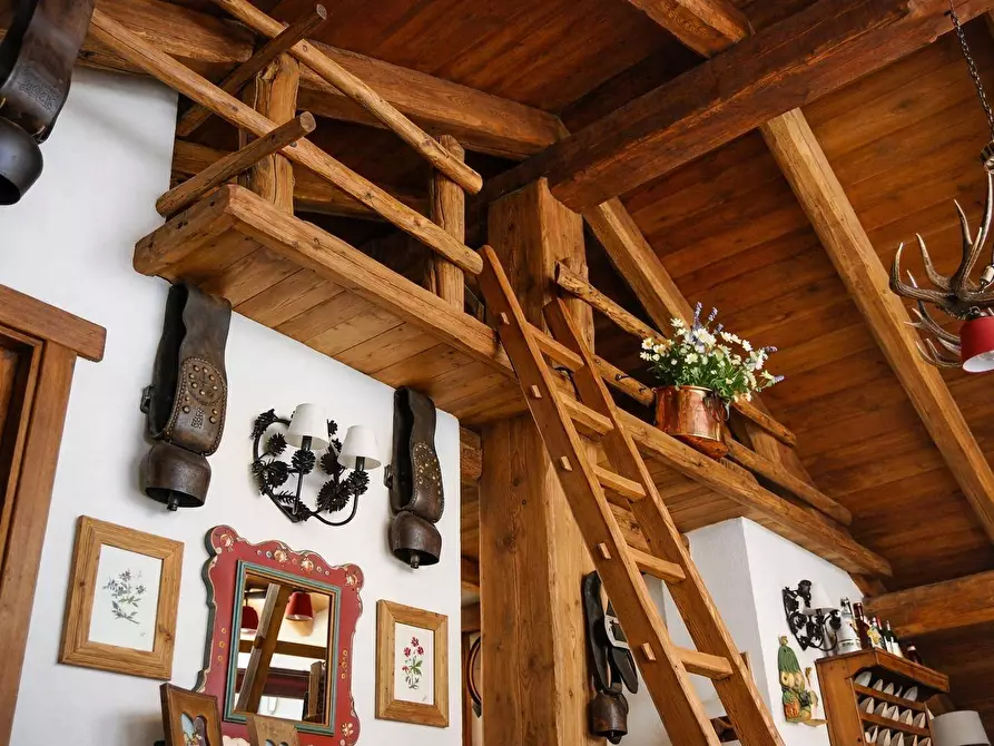 Immagine 10 di Appartamento in vendita  in Via Champlas du Col Fraz.Rollieres 13 a Cesana Torinese