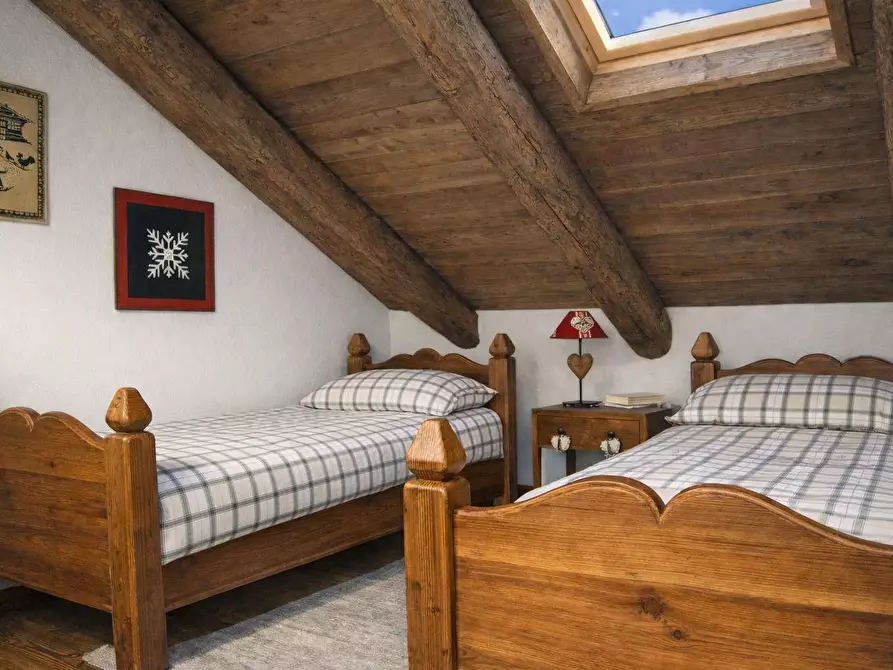 Immagine 34 di Appartamento in vendita  in Via Champlas du Col Fraz.Rollieres 13 a Cesana Torinese