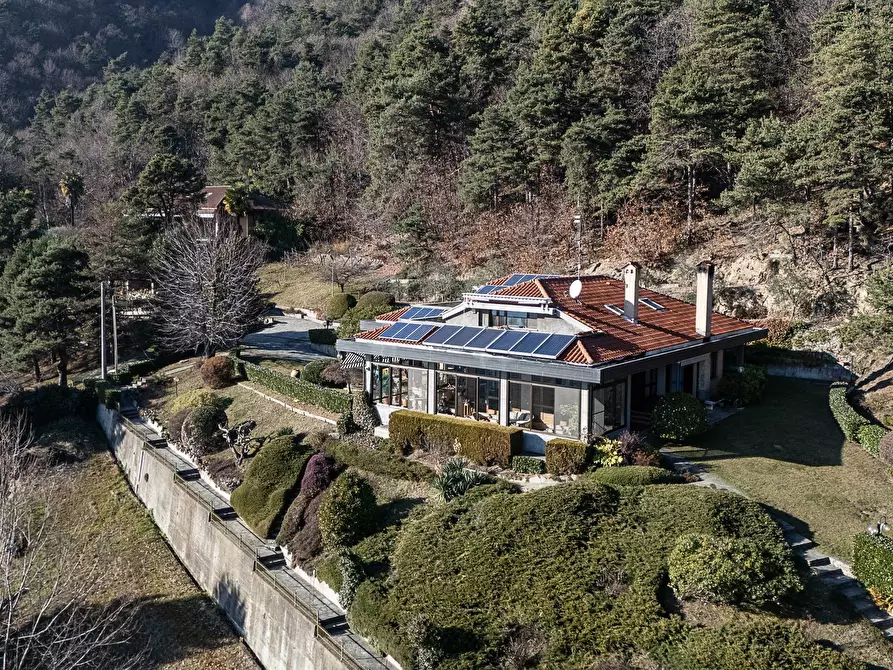 Immagine 3 di Villa in vendita  in via Giuseppe Verdi 23 a Airasca