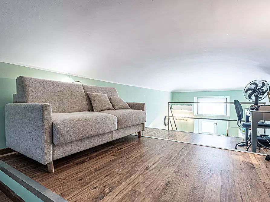 Immagine 14 di Loft/Open space in vendita  in Via Varallo 4 a Torino