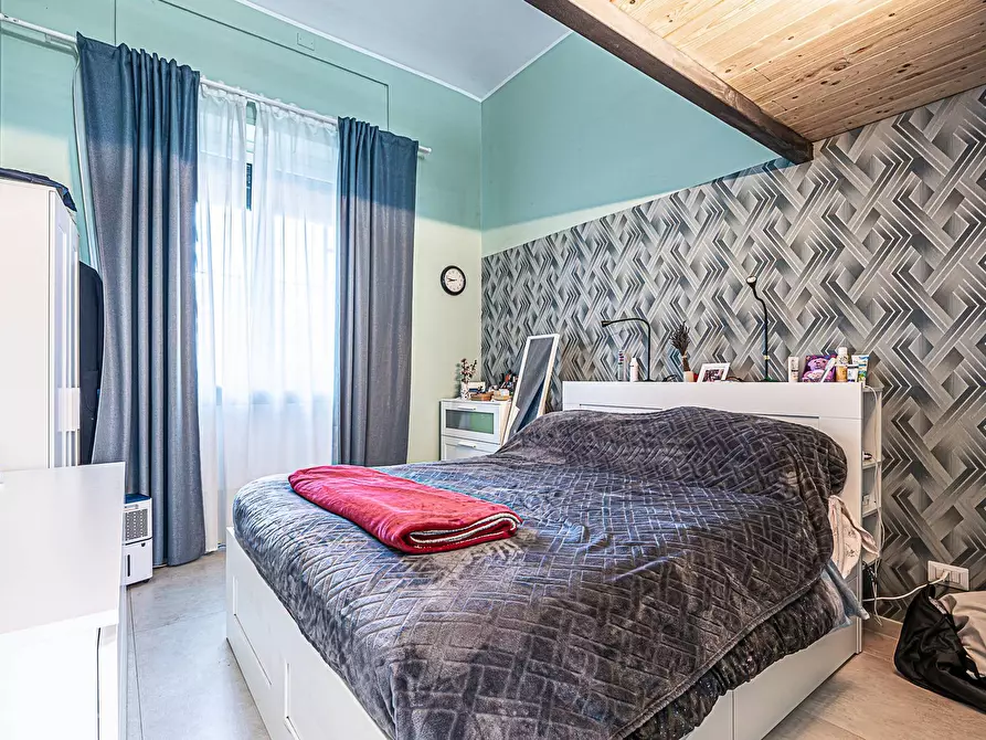 Immagine 11 di Loft/Open space in vendita  in Via Varallo 4 a Torino