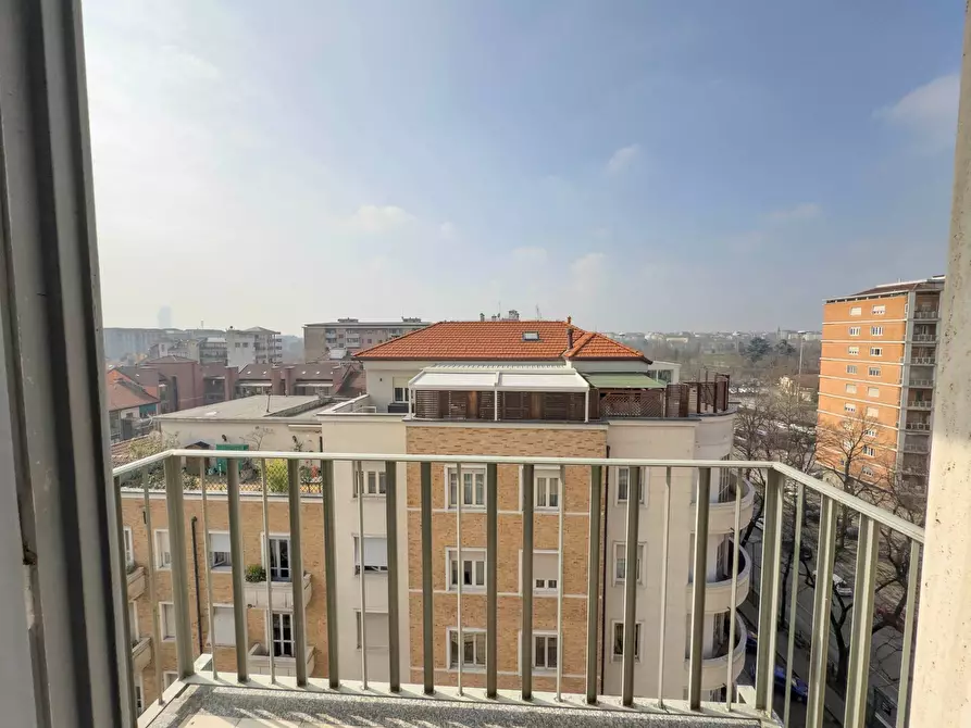 Immagine 4 di Appartamento in affitto  in Corso Re Umberto a Torino