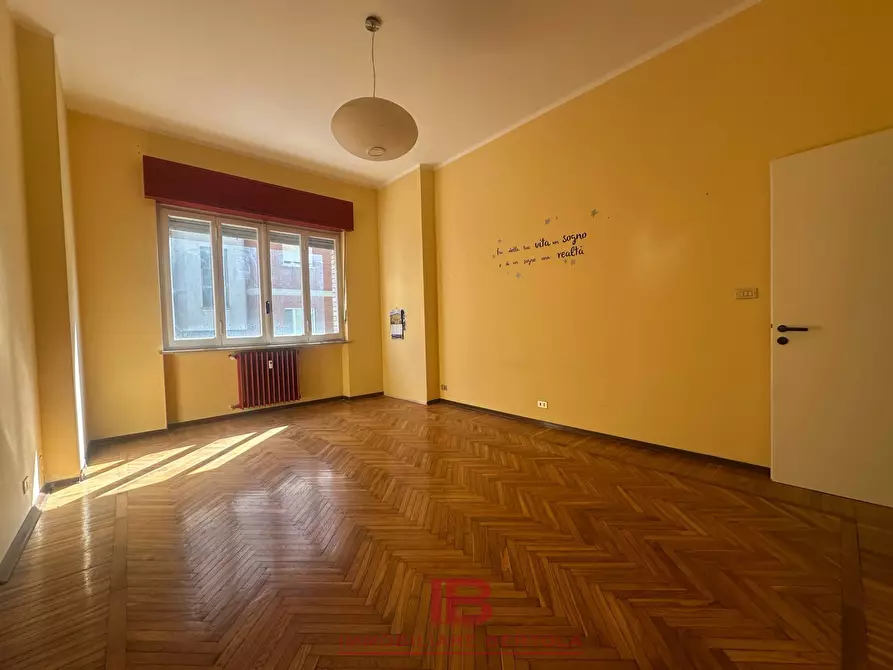 Immagine 21 di Appartamento in vendita  in Via Venti Settembre 51 a Cuneo