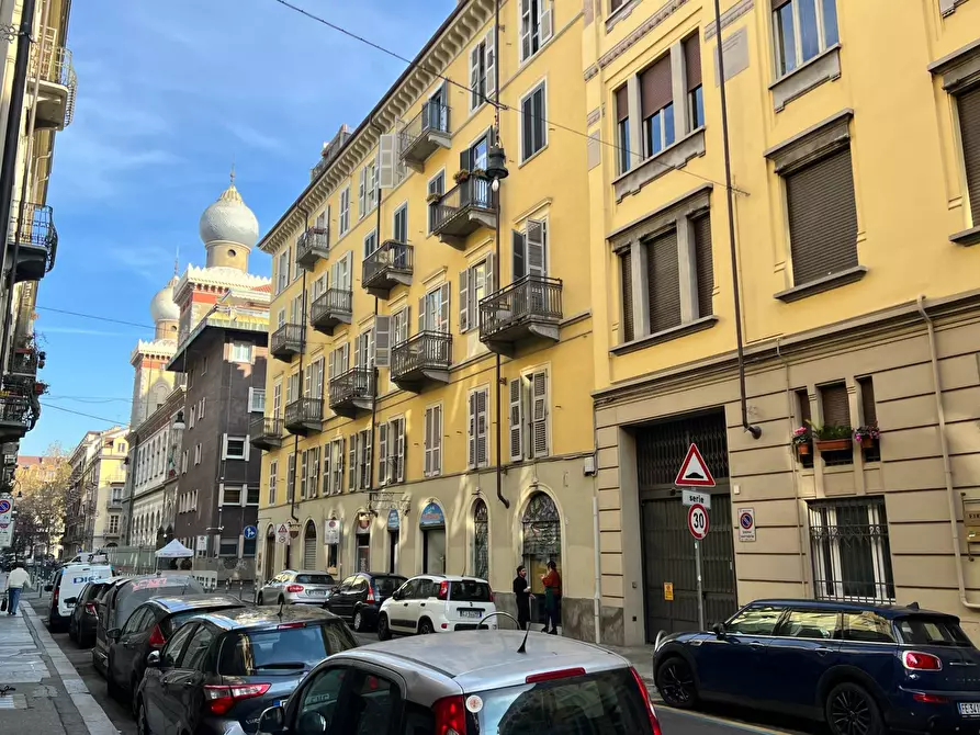 Immagine 11 di Appartamento in vendita  in Via Sant'anselmo 11 a Torino