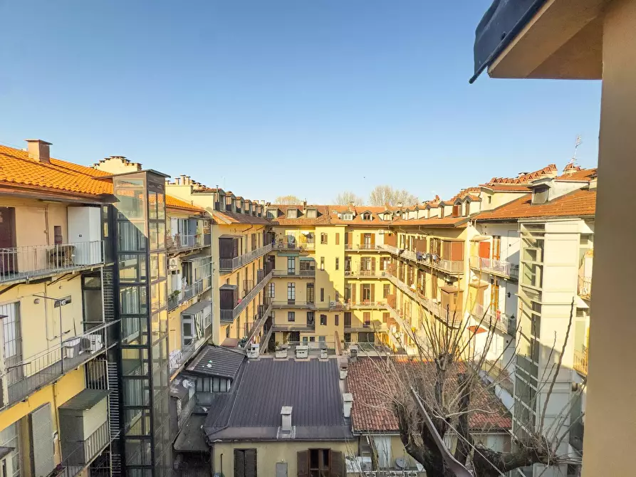 Immagine 11 di Appartamento in affitto  in Via Massena a Torino