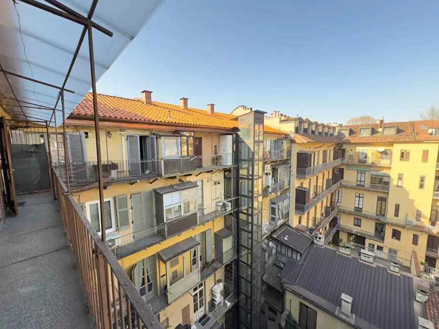 Immagine 9 di Appartamento in affitto  in Via Massena a Torino