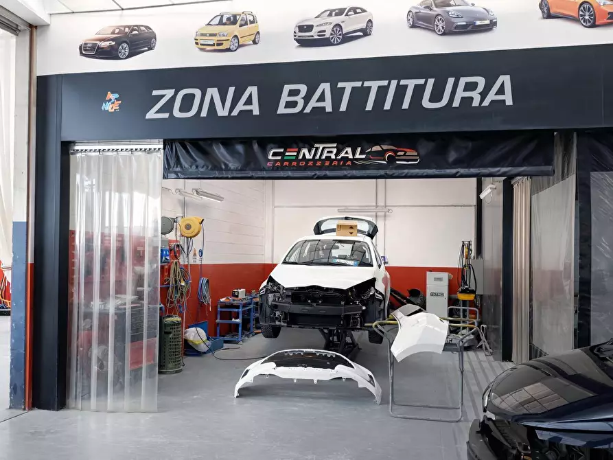 Immagine 8 di Capannone industriale in vendita  in via Ferdinando Santi 1/1 a Nichelino