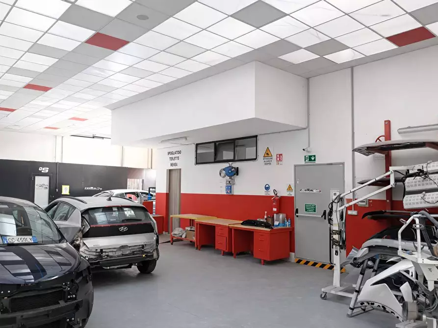 Immagine 7 di Capannone industriale in vendita  in via Ferdinando Santi 1/1 a Nichelino