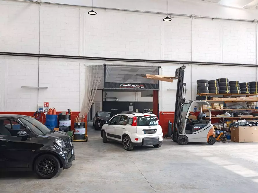 Immagine 46 di Capannone industriale in vendita  in via Ferdinando Santi 1/1 a Nichelino