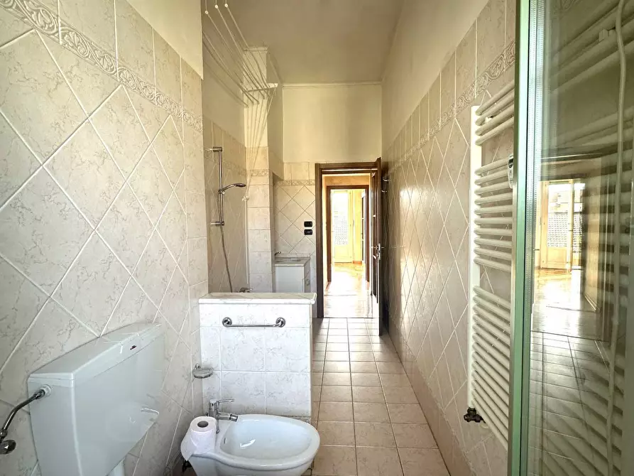 Immagine 21 di Appartamento in vendita  in VIA SCHIAPARELLI 34 a Cuneo