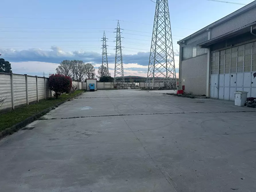 Immagine 2 di Capannone industriale in affitto  in Via Venaria a Collegno