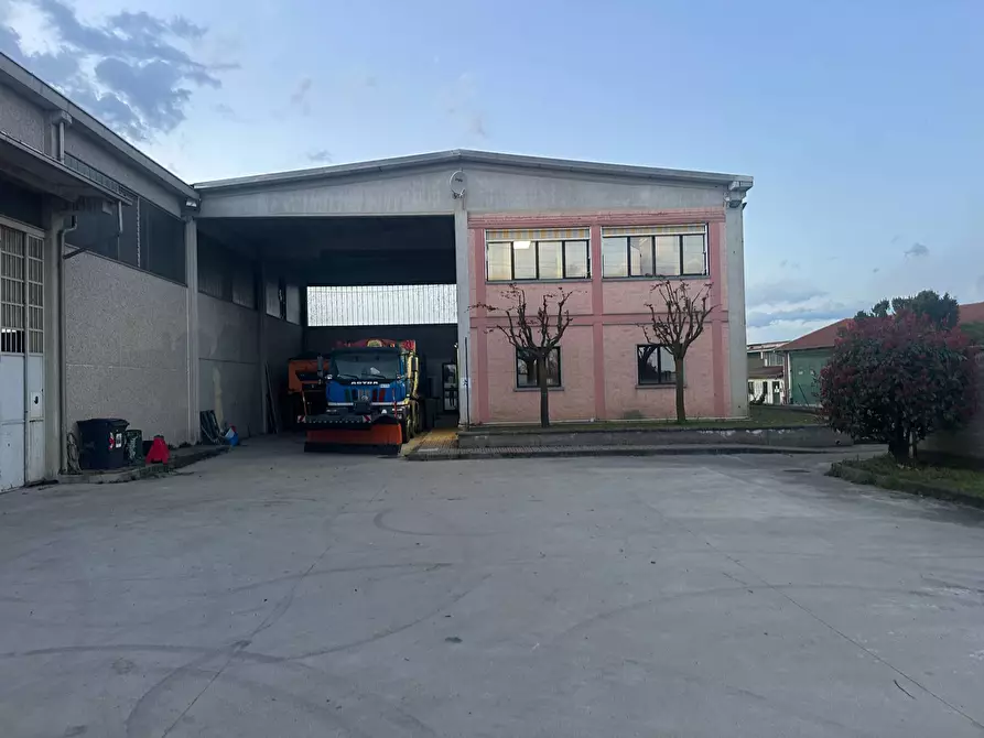 Immagine 11 di Capannone industriale in affitto  in Via Venaria a Collegno