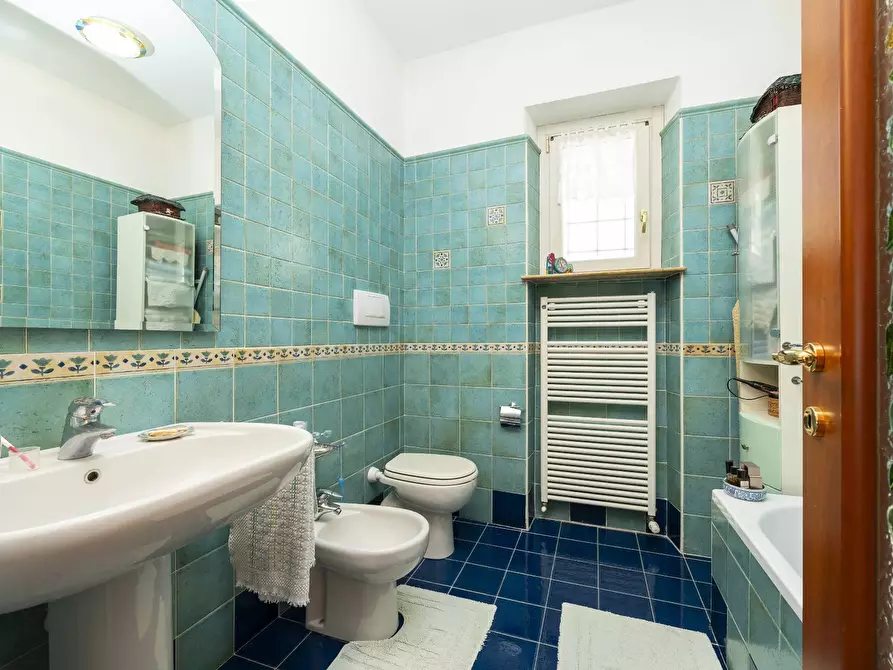 Immagine 31 di Appartamento in vendita  in Corso Quintino Sella 134 a Torino