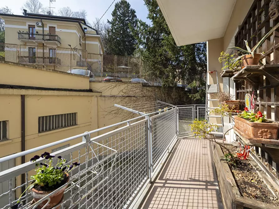 Immagine 6 di Appartamento in vendita  in Corso Quintino Sella 134 a Torino