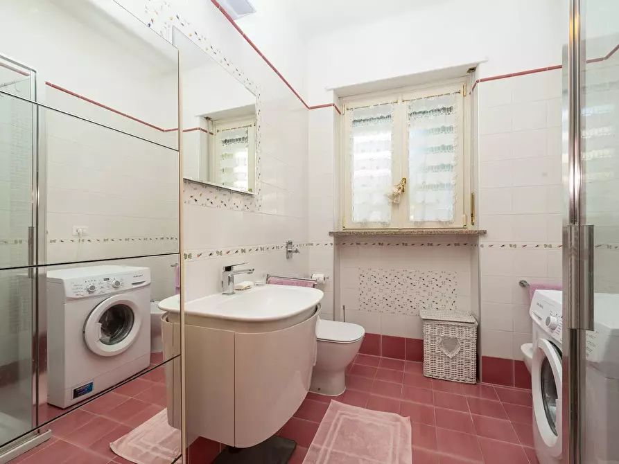 Immagine 40 di Appartamento in vendita  in Corso Quintino Sella 134 a Torino