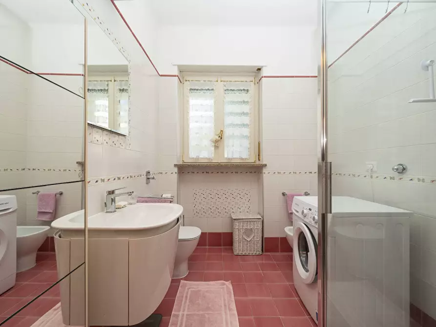 Immagine 15 di Appartamento in vendita  in Corso Quintino Sella 134 a Torino