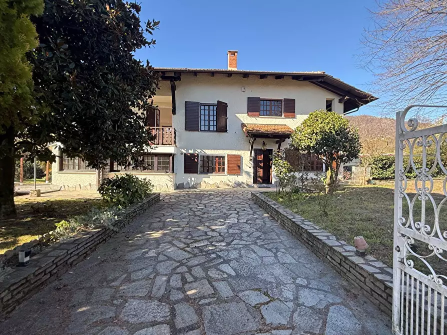 Immagine 12 di Villa in vendita  in Strada Badino angolo strada Costa a Almese