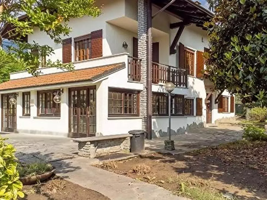 Immagine 3 di Villa in vendita  in Strada Badino angolo strada Costa a Almese