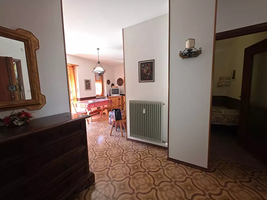 Immagine 7 di Appartamento in vendita  in SP33 10 a Ala Di Stura