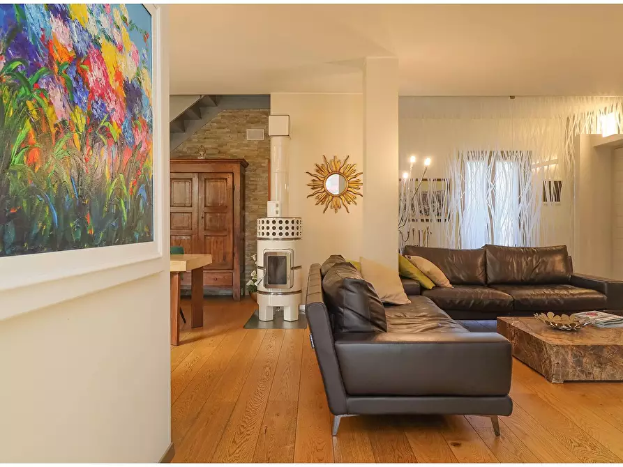 Immagine 3 di Villa in vendita  in Via Sant'Anna 13 a Rivarolo Canavese