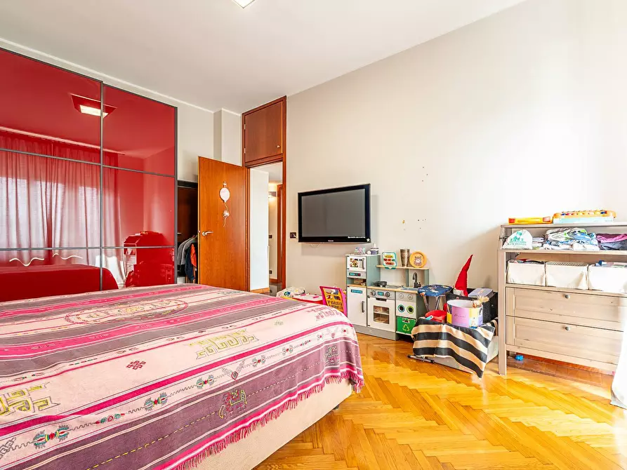 Immagine 19 di Appartamento in vendita  in Corso Giulio Cesare 261 a Torino