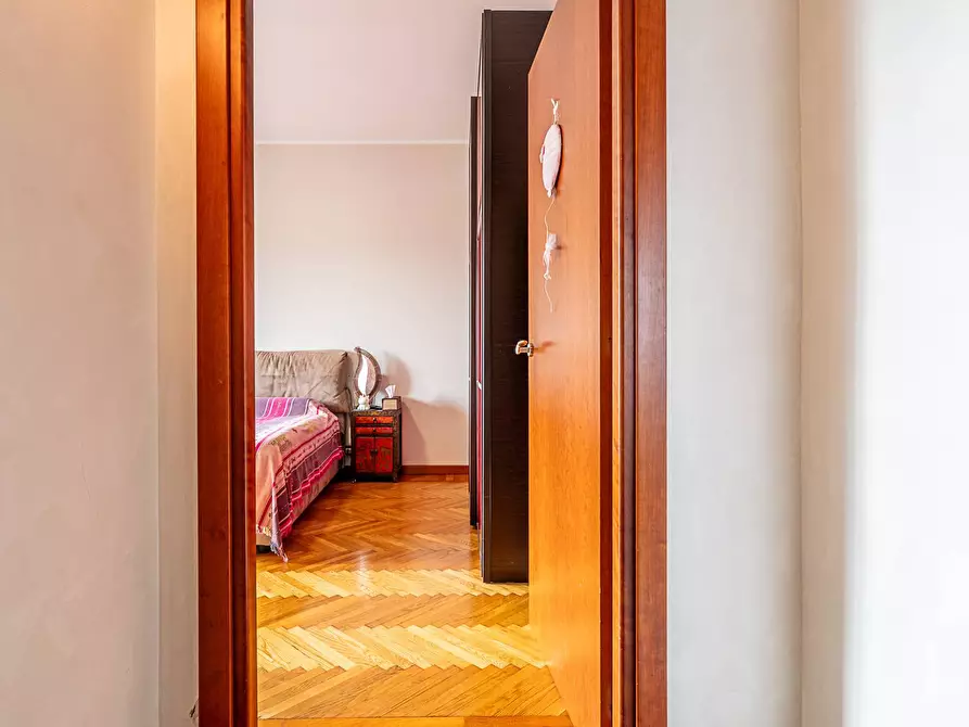 Immagine 25 di Appartamento in vendita  in Corso Giulio Cesare 261 a Torino