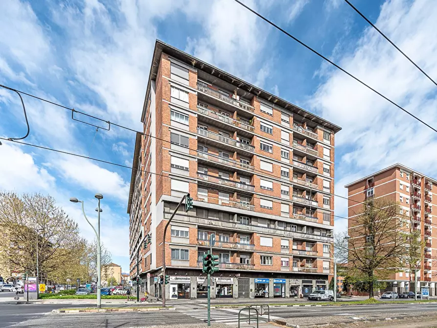 Immagine 1 di Appartamento in vendita  in Corso Giulio Cesare 261 a Torino