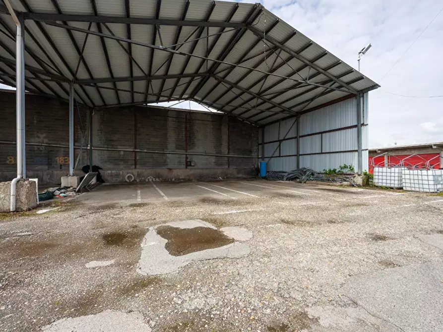 Immagine 65 di Capannone industriale in affitto  in Strada Carpice a Moncalieri