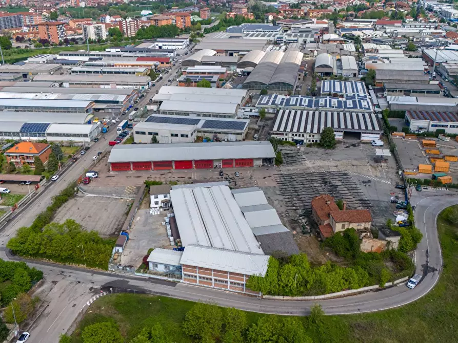 Immagine 1 di Capannone industriale in affitto  in Strada Carpice a Moncalieri