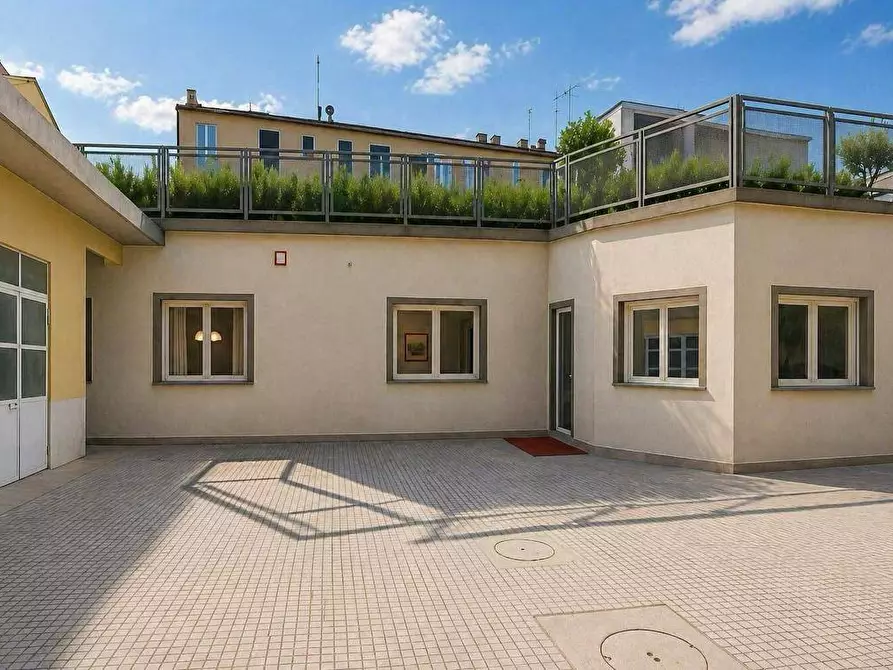 Immagine 10 di Loft/Open space in vendita  in Corso Lecce 86 a Torino