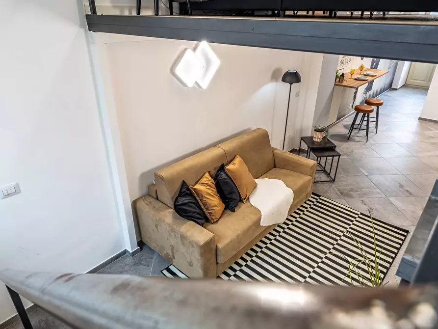 Immagine 27 di Loft/Open space in vendita  in Via Vincenzo Bellini 6 a Torino