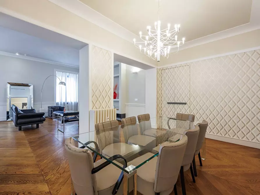 Immagine 7 di Appartamento in affitto  in Via Roma 305 a Torino