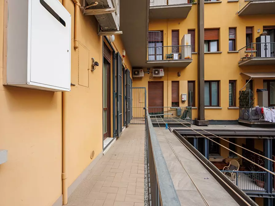 Immagine 22 di Appartamento in affitto  in Via Roma 305 a Torino