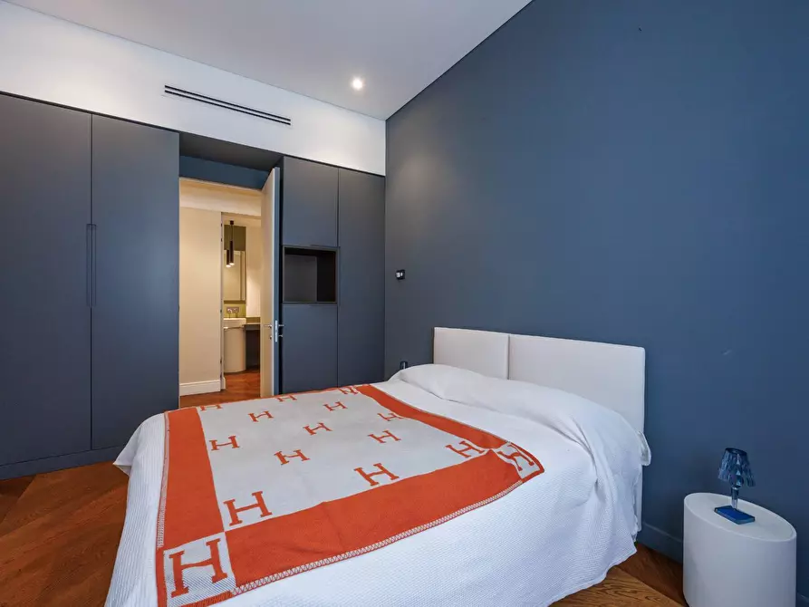 Immagine 26 di Appartamento in affitto  in Via Roma 305 a Torino